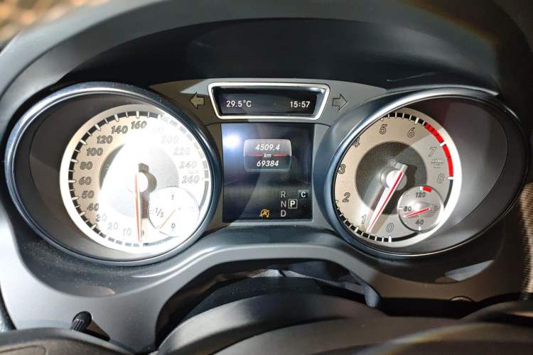 Used Mercedes-Benz GLA 2017 GLA 200 Sport Edition Instrument Cluster