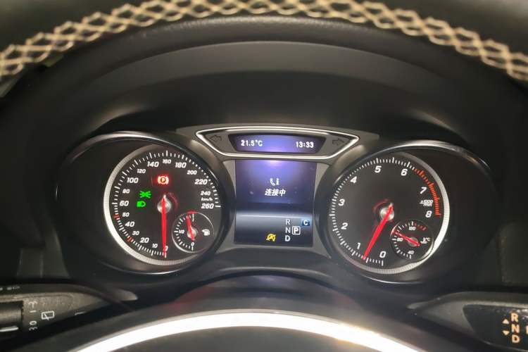 Used Mercedes-Benz GLA 2017 GLA 200 Sport Edition Instrument Cluster