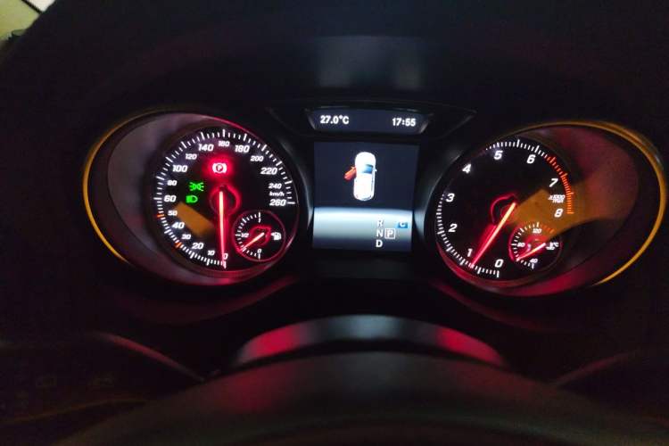 Used Mercedes-Benz GLA 2017 GLA 200 Fashion Model Instrument Cluster