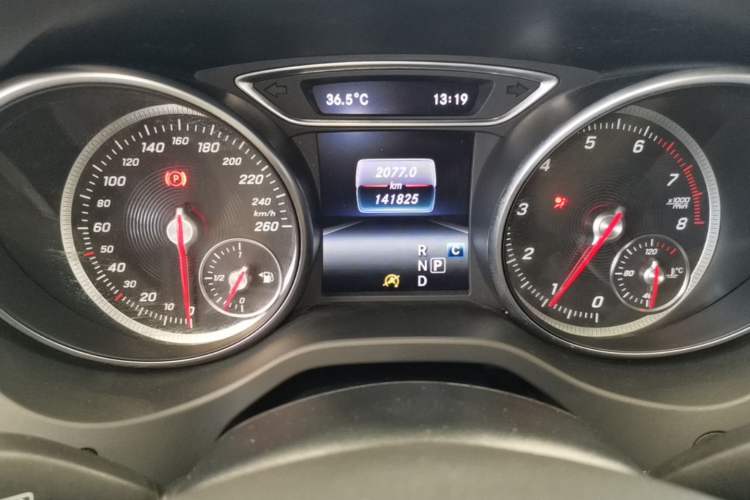 Used Mercedes-Benz GLA 2017 GLA 200 Fashion Model Instrument Cluster
