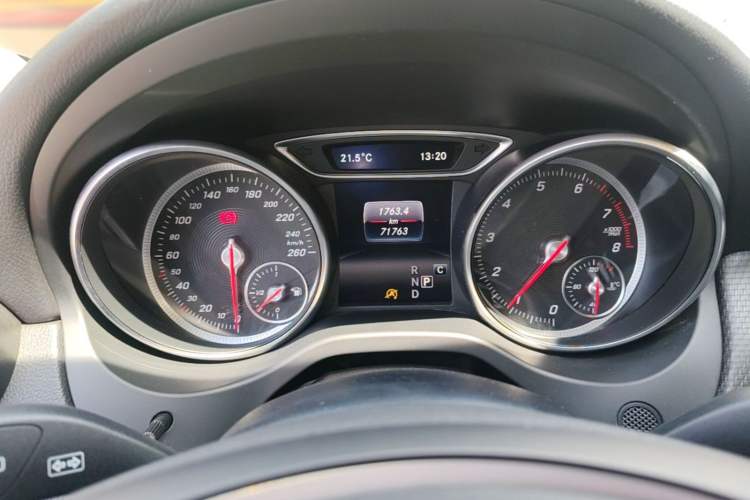 Used Mercedes-Benz GLA 2017 GLA 200 Sport Edition Instrument Cluster