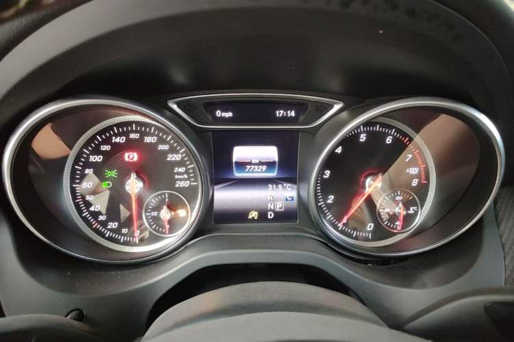 Used Mercedes-Benz GLA 2017 GLA 200 Fashion Model Instrument Cluster