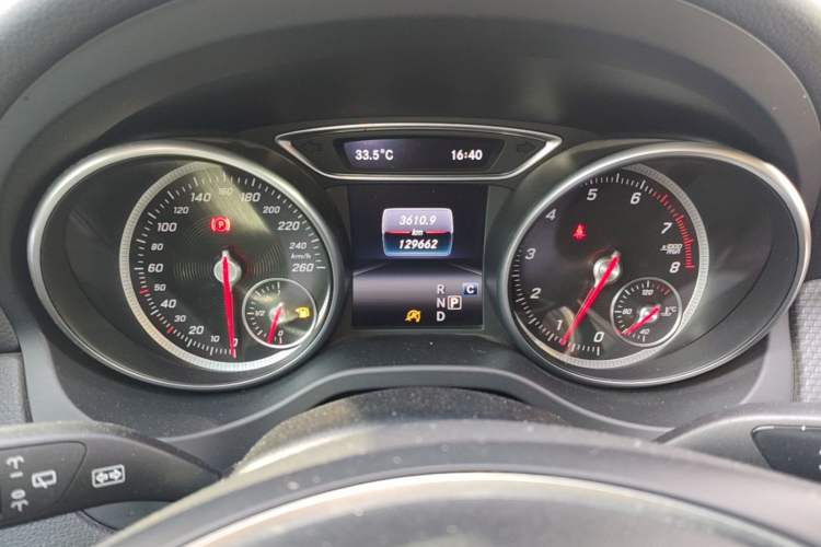 Used Mercedes-Benz GLA 2017 GLA 200 Fashion Model Instrument Cluster