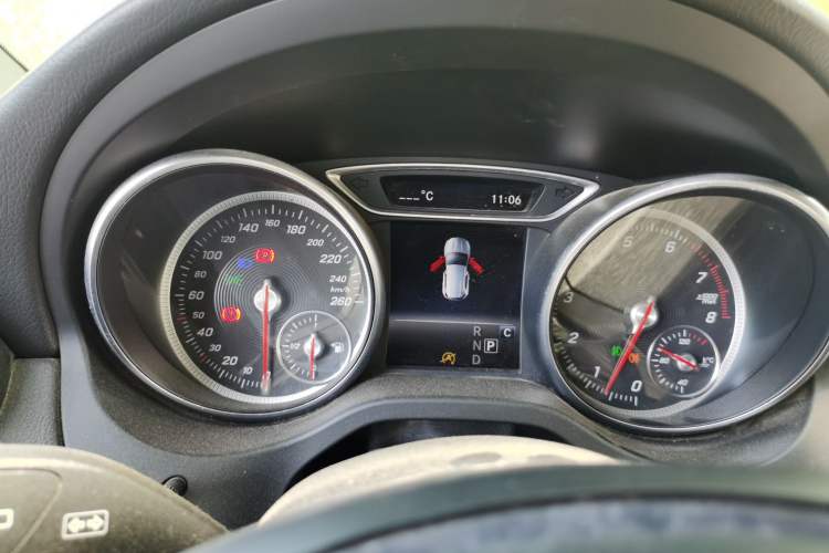 Used Mercedes-Benz GLA 2017 GLA 200 Sport Edition Instrument Cluster