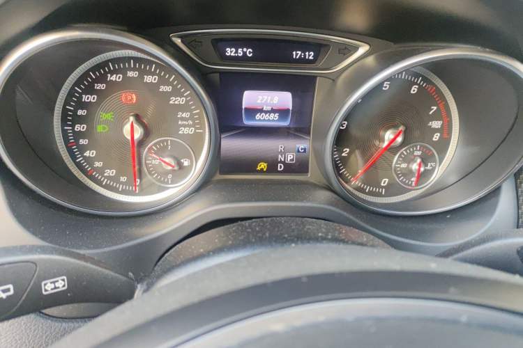 Used Mercedes-Benz GLA 2017 GLA 200 Fashion Model Instrument Cluster