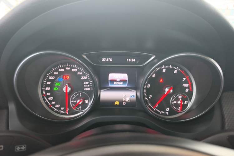 Used Mercedes-Benz GLA 2017 GLA 200 Fashion Model Instrument Cluster