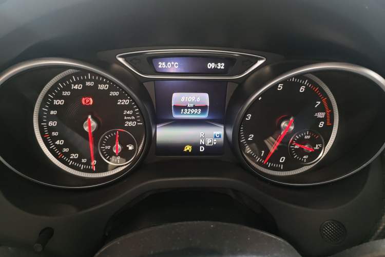 Used Mercedes-Benz GLA 2017 GLA 200 Sport Edition Instrument Cluster