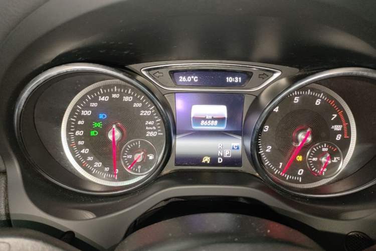 Used Mercedes-Benz GLA 2017 GLA 200 Fashion Model Instrument Cluster