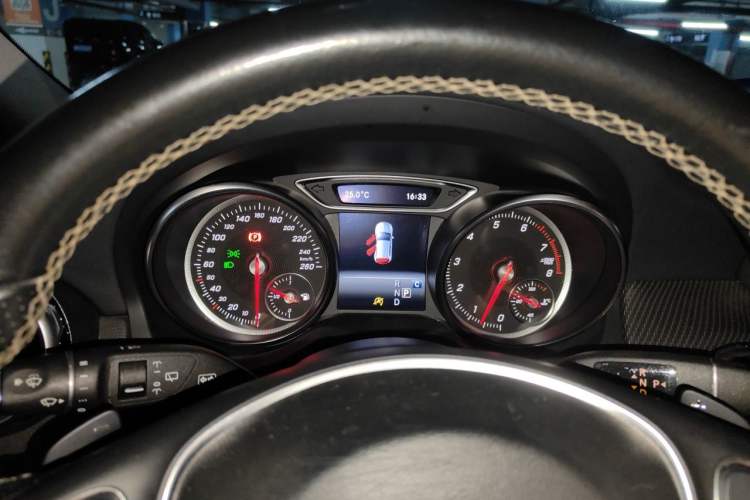 Used Mercedes-Benz GLA 2017 GLA 200 Fashion Model Instrument Cluster