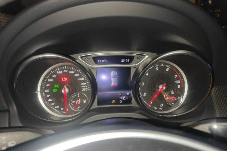 Used Mercedes-Benz GLA 2017 GLA 200 Sport Edition Instrument Cluster