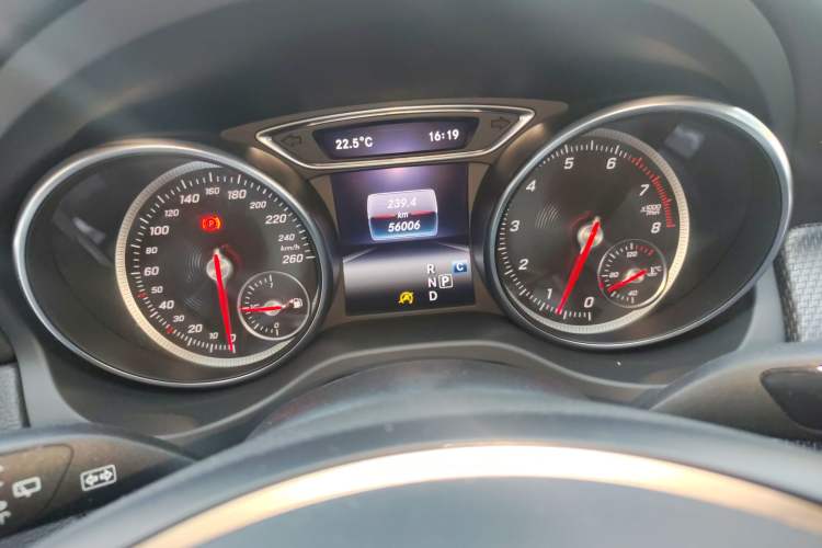 Used Mercedes-Benz GLA 2017 GLA 200 Sport Edition Instrument Cluster