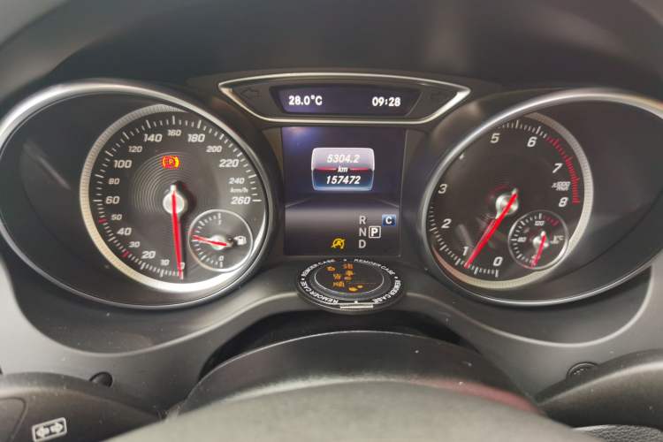 Used Mercedes-Benz GLA 2017 GLA 200 Sport Edition Instrument Cluster
