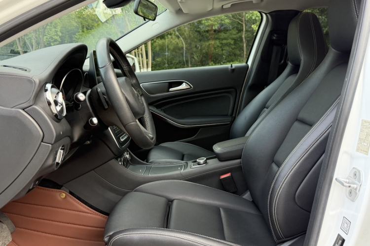 Used Mercedes-Benz GLA 2017 GLA 200 Fashion Model Interior 3
