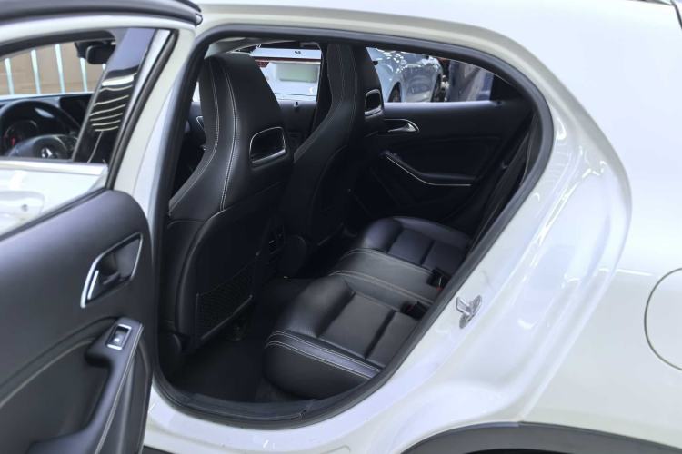 Used Mercedes-Benz GLA 2017 GLA 200 Fashion Model Interior 5