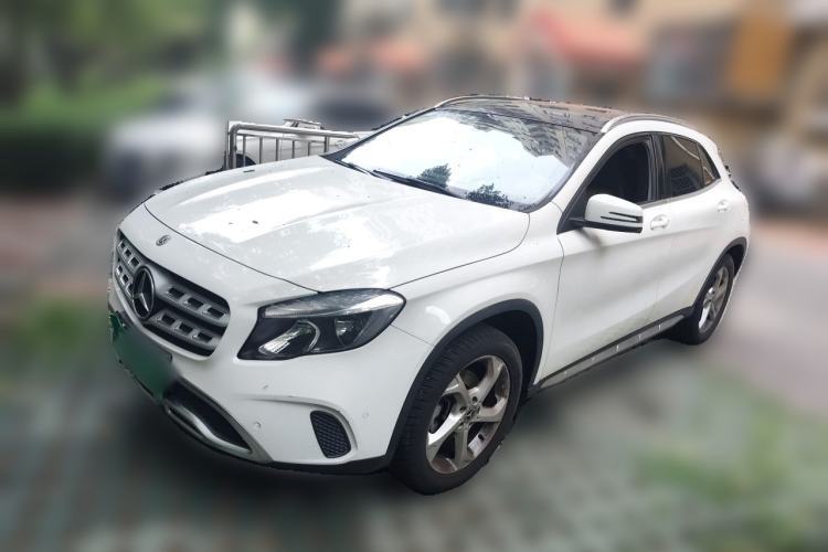 Used Mercedes-Benz GLA 2017 GLA 200 Sport Edition Guazi used car, China used car export, Used car for sale, Used  cars, Cheapest cars for sale