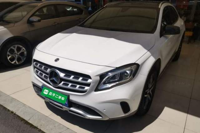 Używany Mercedes-Benz GLA 2017 GLA 200 Fashion Model