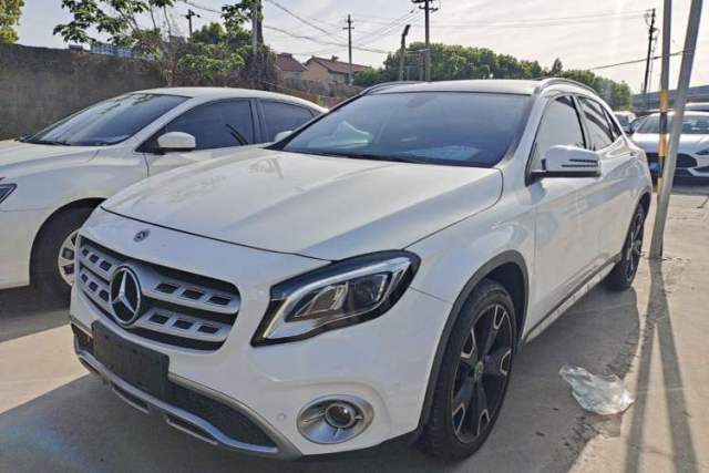 Used Mercedes-Benz GLA 2017 GLA 220 4MATIC Fashion Model