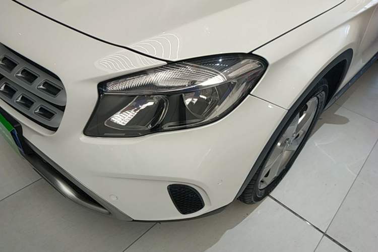 Used Mercedes-Benz GLA 2017 GLA 200 Sport Edition Left Front Headlight