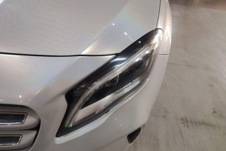 Used Mercedes-Benz GLA 2017 GLA 200 Fashion Model Left Front Headlight