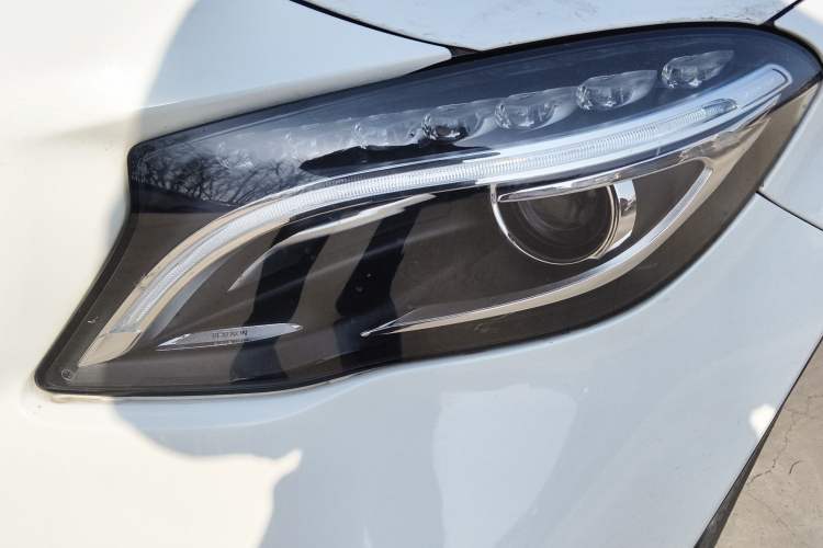 Used Mercedes-Benz GLA 2017 GLA 200 Sport Edition Left Front Headlight