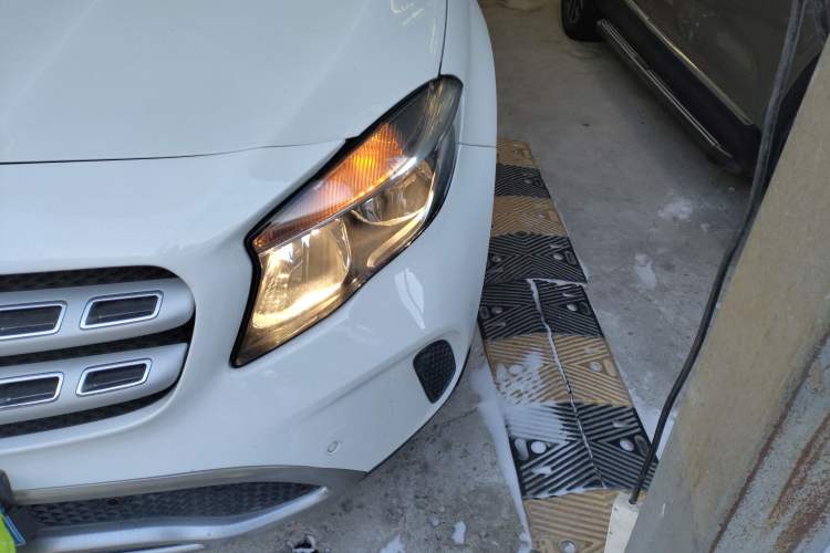 Used Mercedes-Benz GLA 2017 GLA 200 Sport Edition Left Front Headlight