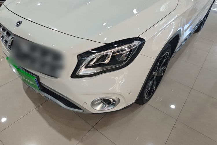 Used Mercedes-Benz GLA 2017 GLA 220 4MATIC Fashion Model Left Front Headlight