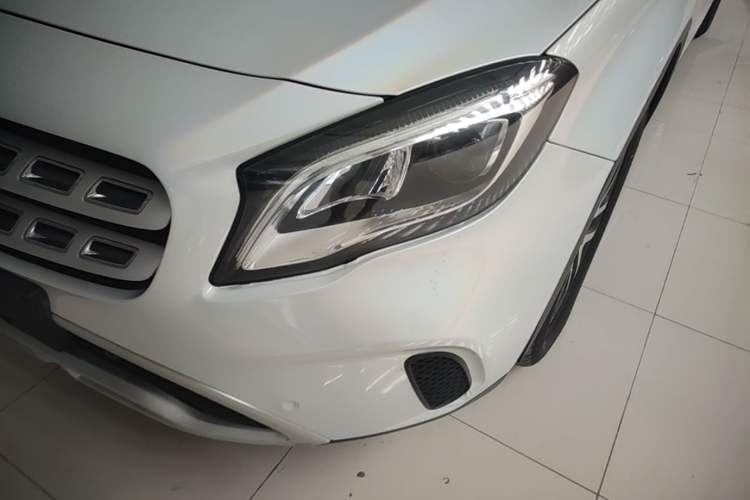 Used Mercedes-Benz GLA 2017 GLA 200 Fashion Model Left Front Headlight