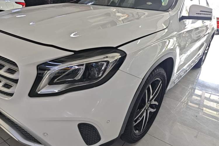 Used Mercedes-Benz GLA 2017 GLA 200 Fashion Model Left Front Headlight