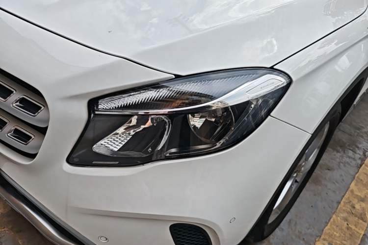 Used Mercedes-Benz GLA 2017 GLA 200 Sport Edition Left Front Headlight
