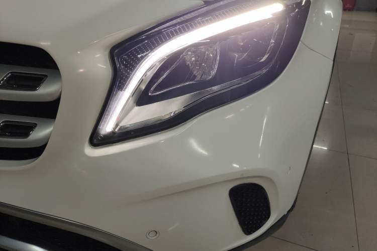 Used Mercedes-Benz GLA 2017 GLA 200 Fashion Model Left Front Headlight