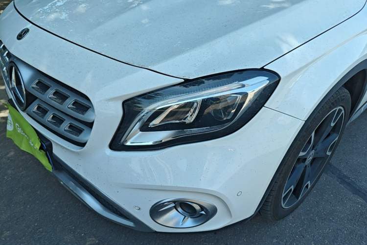 Used Mercedes-Benz GLA 2017 GLA 220 4MATIC Fashion Model Left Front Headlight