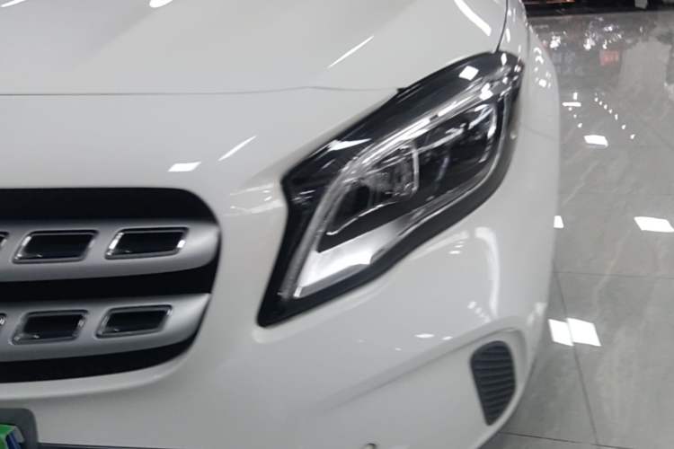 Used Mercedes-Benz GLA 2017 GLA 200 Fashion Model Left Front Headlight