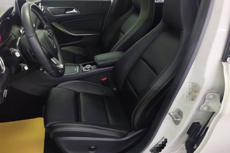 Used Mercedes-Benz GLA 2017 GLA 200 Sport Edition Left Front Seat