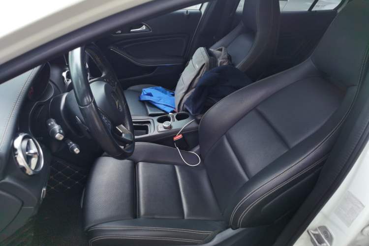 Used Mercedes-Benz GLA 2017 GLA 220 4MATIC Luxury Model Left Front Seat