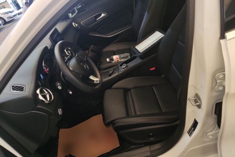 Used Mercedes-Benz GLA 2017 GLA 200 Fashion Model Left Front Seat