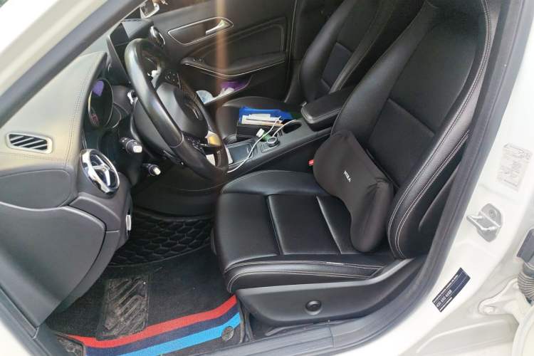 Used Mercedes-Benz GLA 2017 GLA 200 Fashion Model Left Front Seat