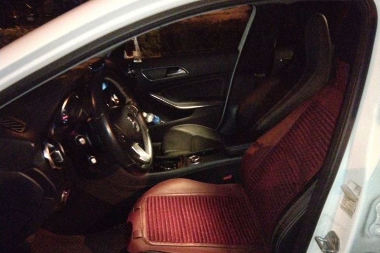 Used Mercedes-Benz GLA 2017 GLA 200 Sport Edition Left Front Seat