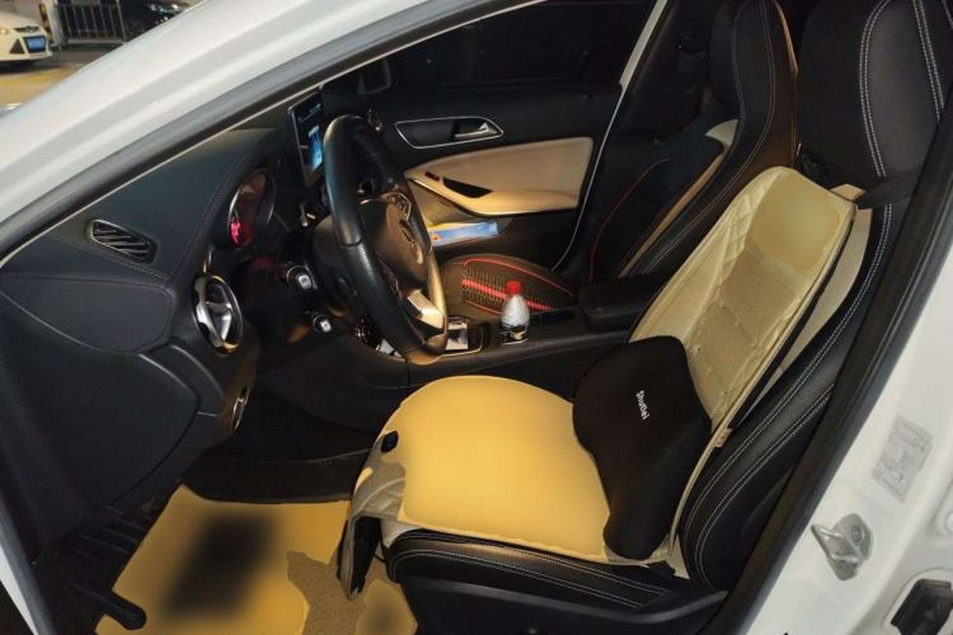 Used Mercedes-Benz GLA 2017 GLA 200 Fashion Model Left Front Seat