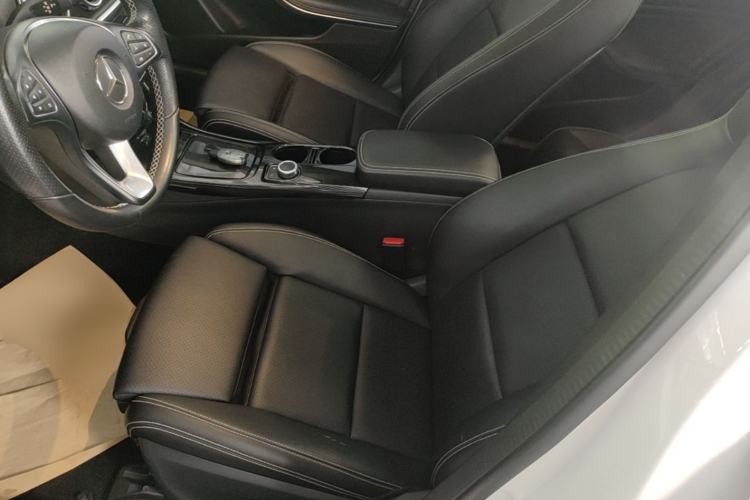 Used Mercedes-Benz GLA 2017 GLA 200 Fashion Model Left Front Seat