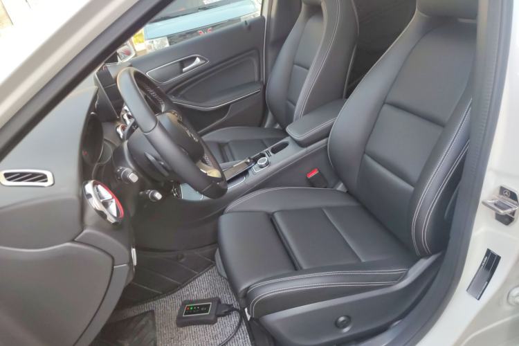 Used Mercedes-Benz GLA 2017 GLA 200 Sport Edition Left Front Seat
