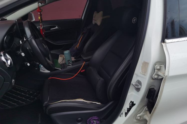 Used Mercedes-Benz GLA 2017 GLA 200 Sport Edition Left Front Seat