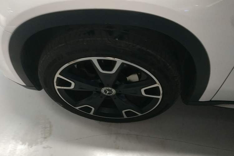 Used Mercedes-Benz GLA 2017 GLA 220 4MATIC Fashion Model Left Front Wheel Hub