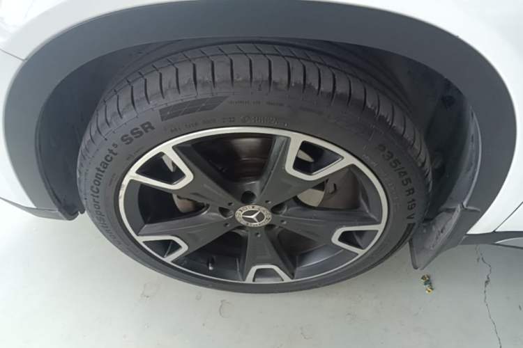 Used Mercedes-Benz GLA 2017 GLA 220 4MATIC Fashion Model Left Front Wheel Hub