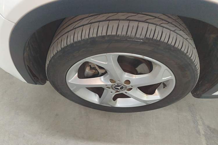 Used Mercedes-Benz GLA 2017 GLA 200 Sport Edition Left Front Wheel Hub