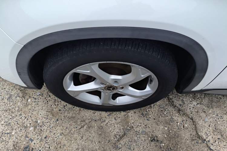 Used Mercedes-Benz GLA 2017 GLA 200 Sport Edition Left Front Wheel Hub