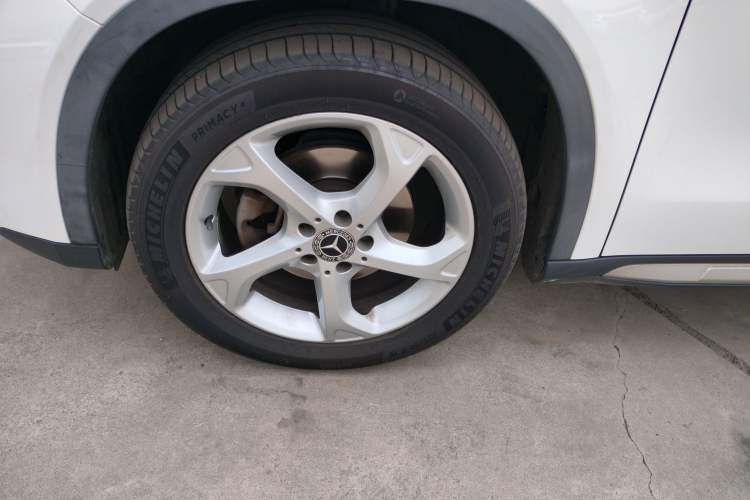 Used Mercedes-Benz GLA 2017 GLA 200 Sport Edition Left Front Wheel Hub