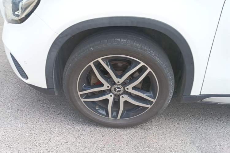 Used Mercedes-Benz GLA 2017 GLA 200 Fashion Model Left Front Wheel Hub