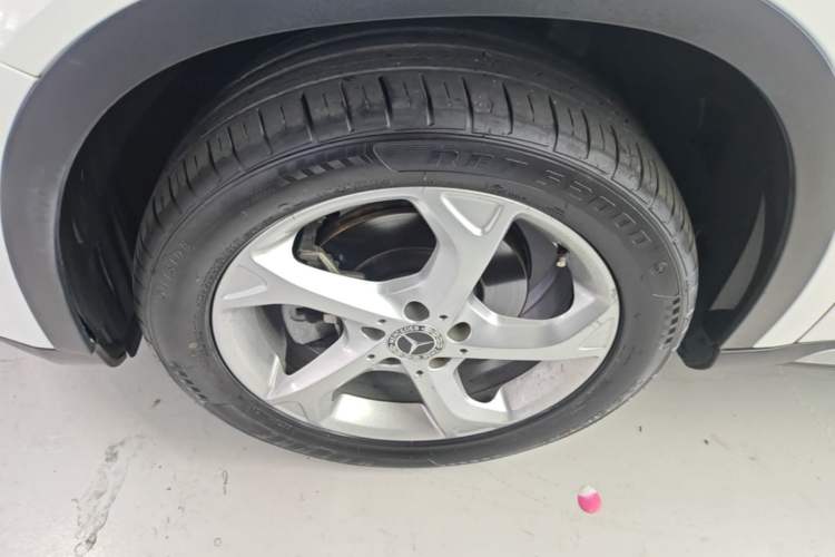 Used Mercedes-Benz GLA 2017 GLA 200 Sport Edition Left Front Wheel Hub