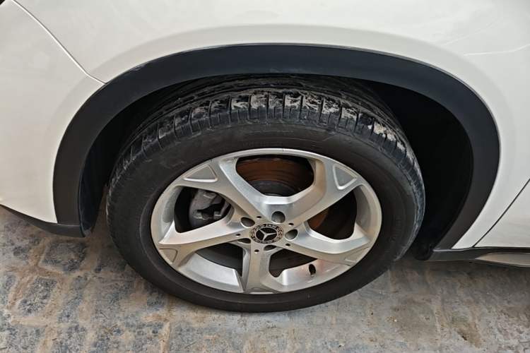 Used Mercedes-Benz GLA 2017 GLA 200 Sport Edition Left Front Wheel Hub