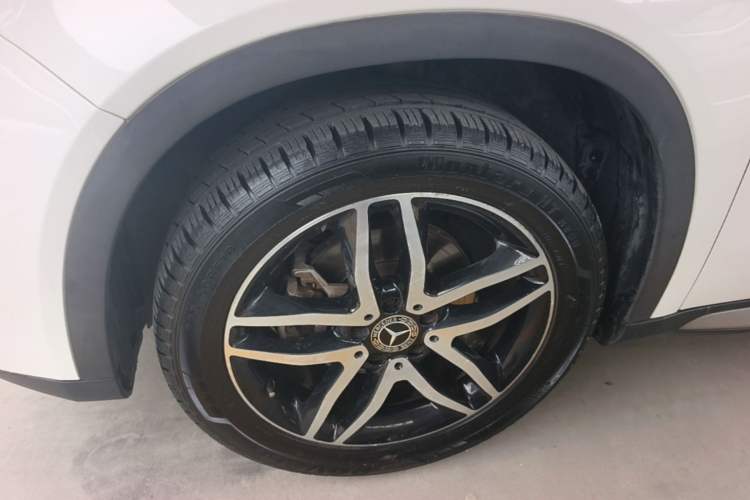Used Mercedes-Benz GLA 2017 GLA 200 Fashion Model Left Front Wheel Hub